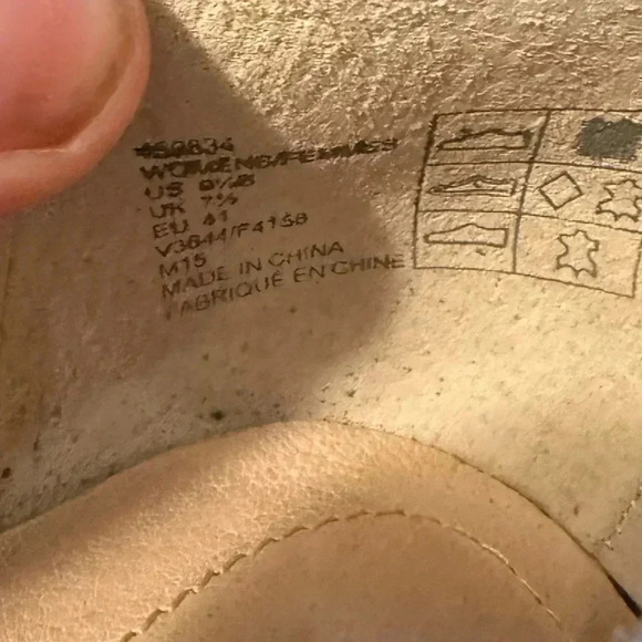 Lands End Floral Kitten Heal Size 9.5 - Picture 6 of 6